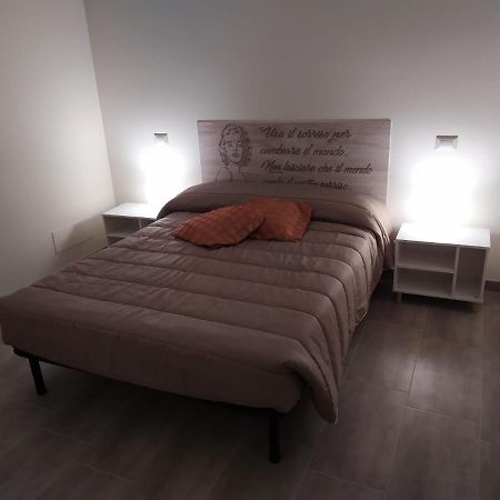 Dimora Sorriso Apartment Bari Exterior foto