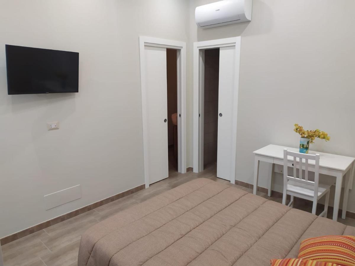 Dimora Sorriso Apartment Bari Exterior foto