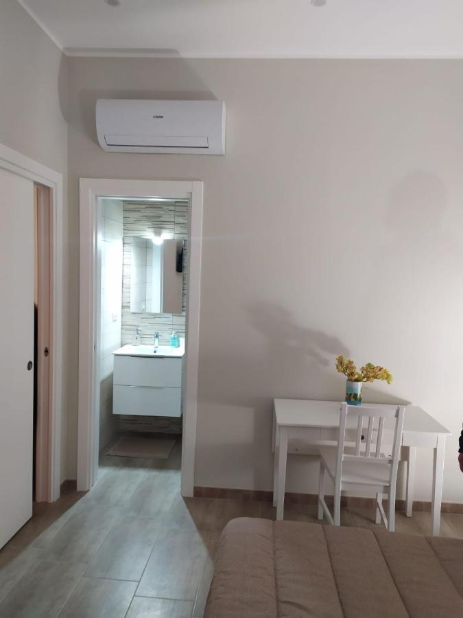 Dimora Sorriso Apartment Bari Exterior foto
