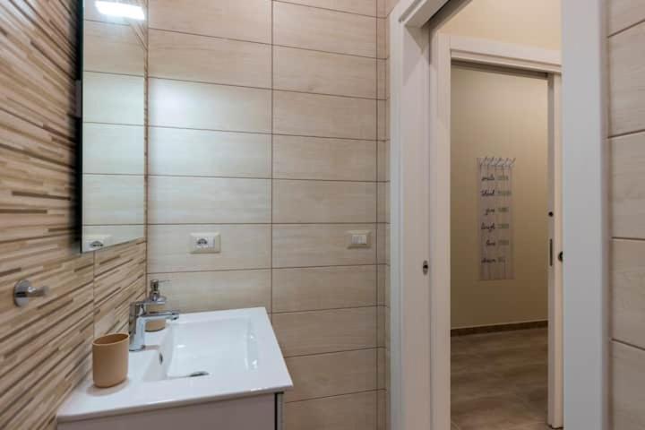 Dimora Sorriso Apartment Bari Exterior foto